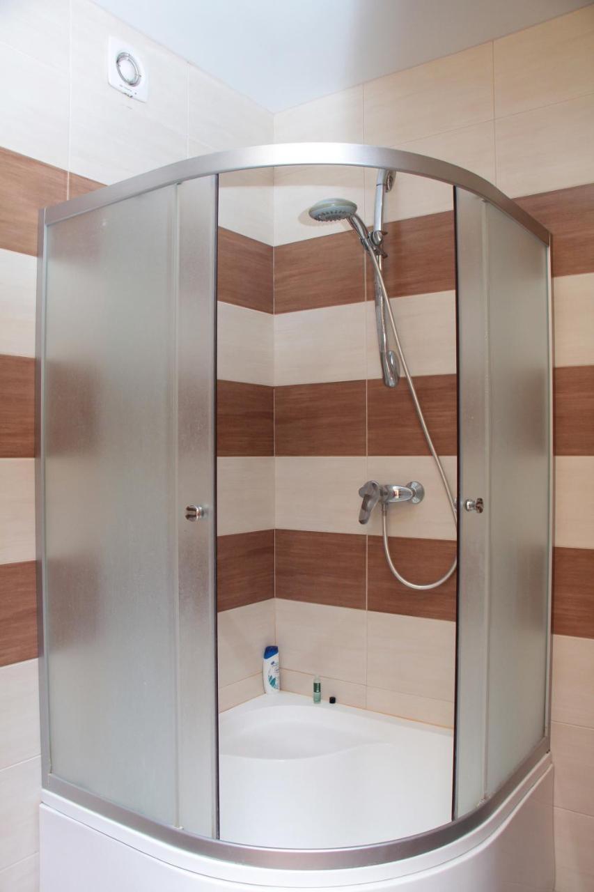 Panoramic View Lux Apartment On Metro Osokorky Kiev Exterior foto