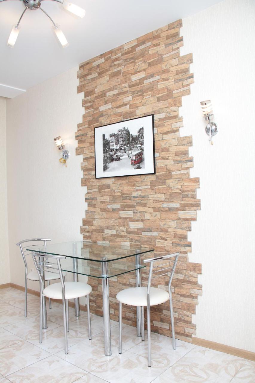 Panoramic View Lux Apartment On Metro Osokorky Kiev Exterior foto